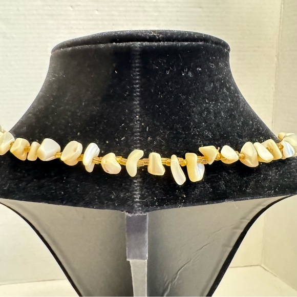 Vintage Artisan Mother of Pearl and Beaded Butterscotch Necklace Handmade - Picture 9 of 16